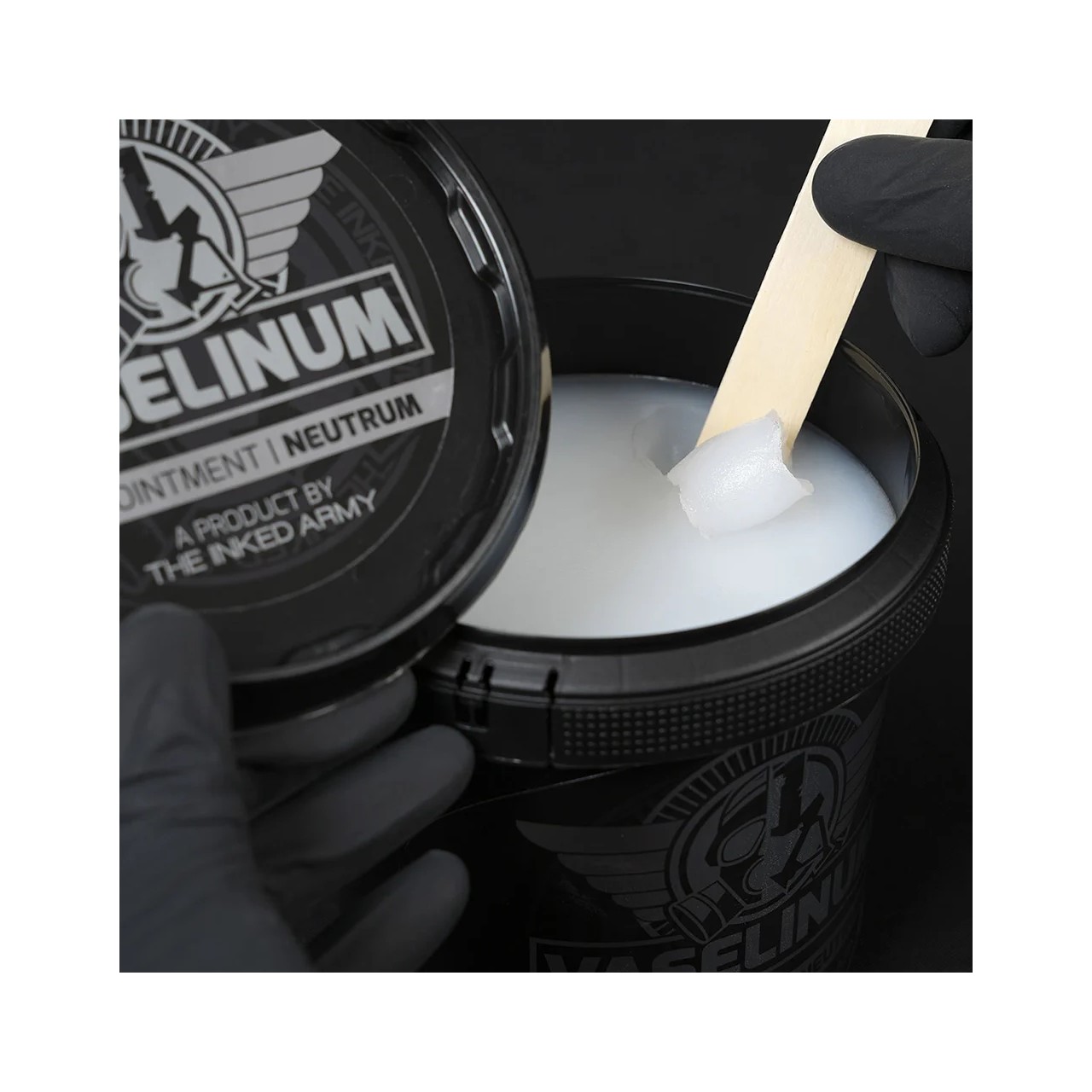 Vaselinum Neutrum The Inked Army [1000 ml] - wazelina kosmetyczna